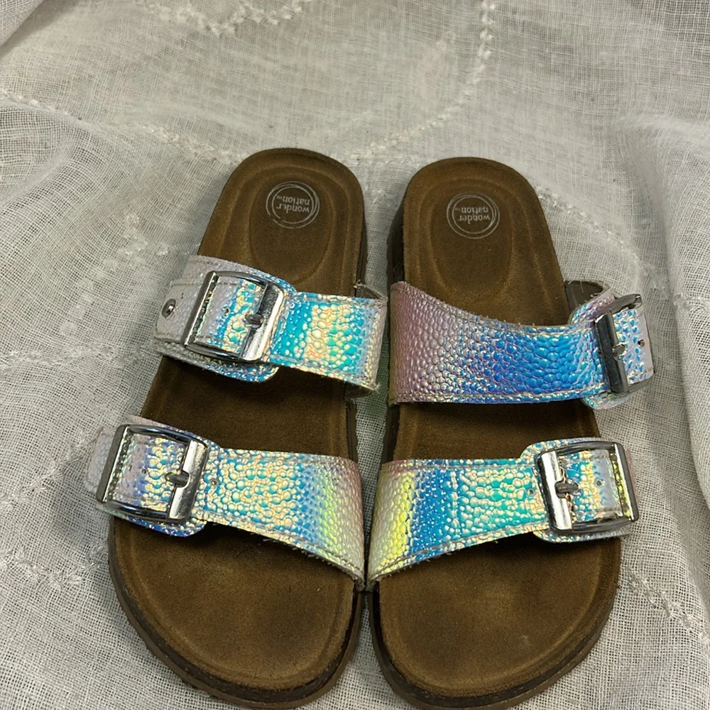 Wonder Nation Almost NEW iridescent Birkenstock style sandals